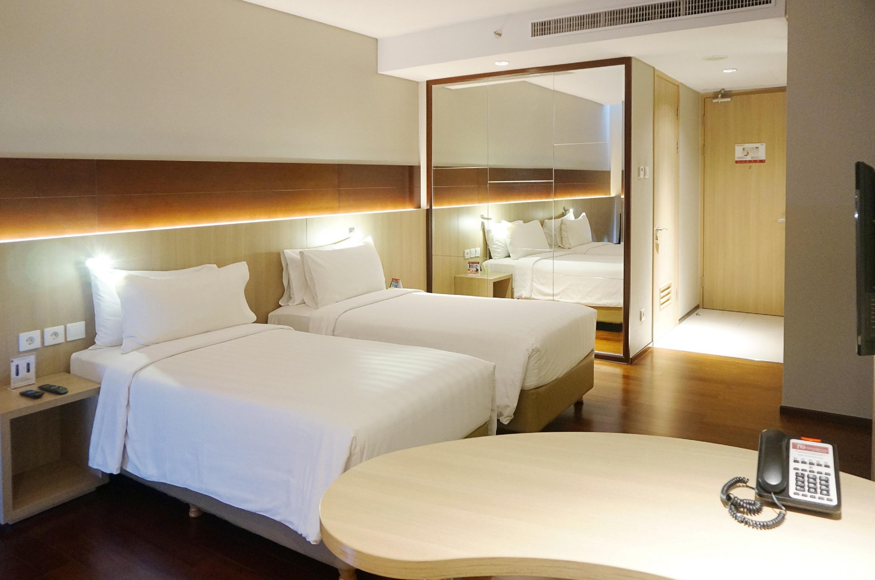 Hotel Ra Premiere Simatupang Cilandak  Exterior foto